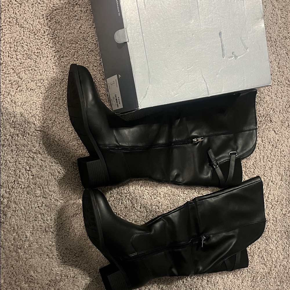 New cloud walkers Black Women's Boots